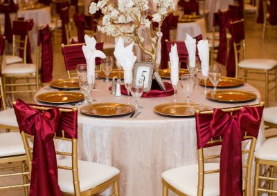 Garden Tuscana Reception Hall event in Mesa showing Modern Elegance Table Setting
